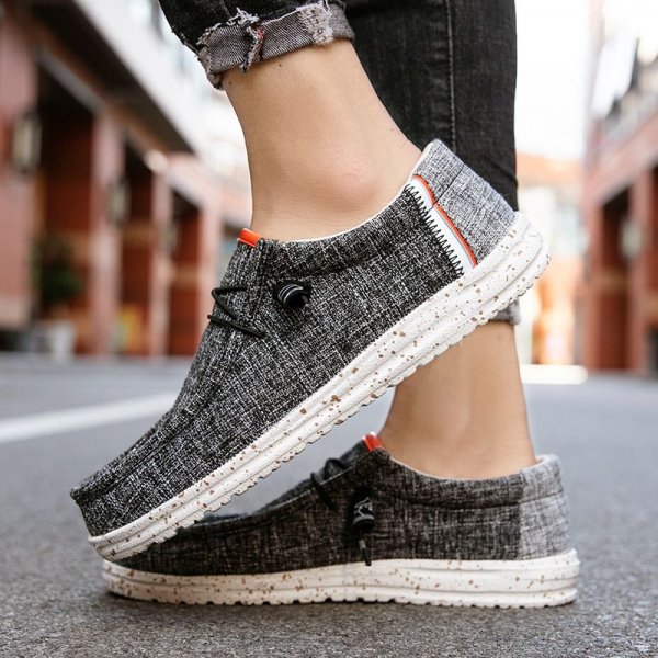 Men's Shoes Casual Canvas Shoes Breathable Comfortable One Foot Stirrup Lazy Shoes Soft Bottom Cloth Shoes Single