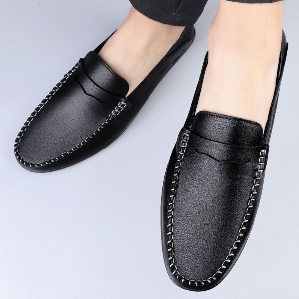 Men's Casual Leather Shoes Large Size Trendy Fashion Soft Bean Shoes Low Top Men's Shoes